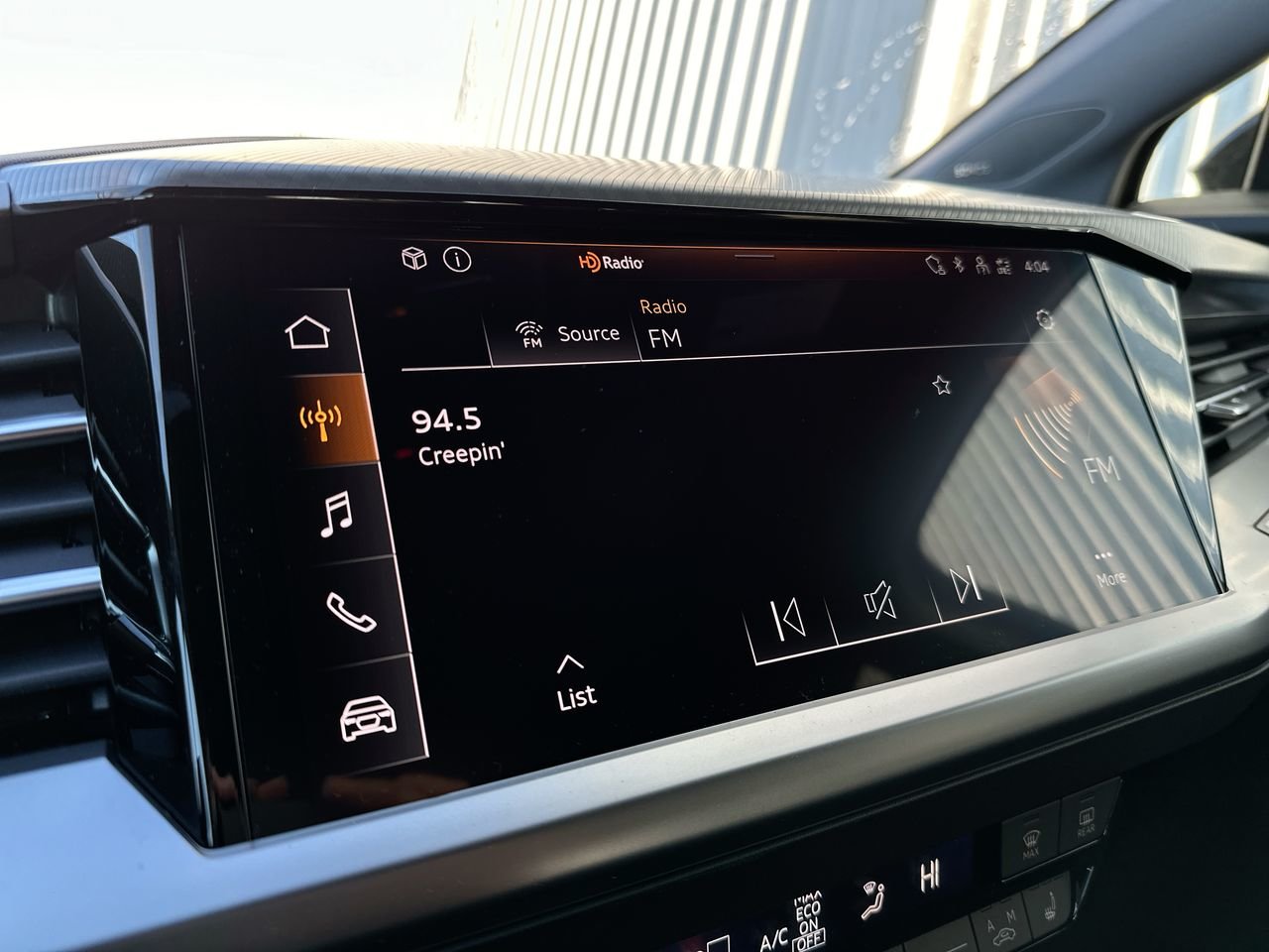 2025 Audi Q4 e-tron 55, Vancouver, Cash