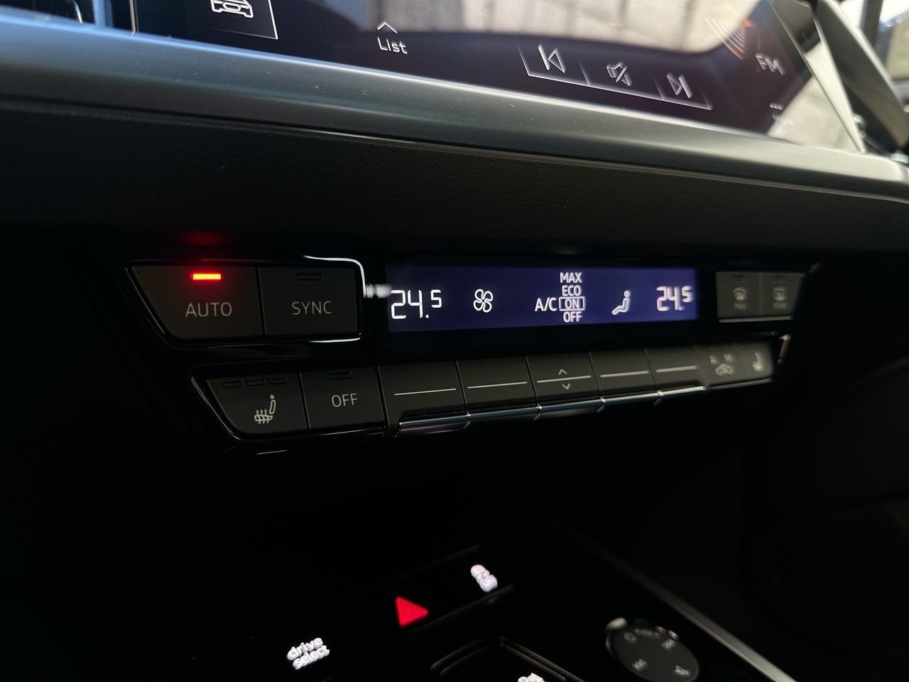 2025 Audi Q4 e-tron 55, Vancouver, Cash