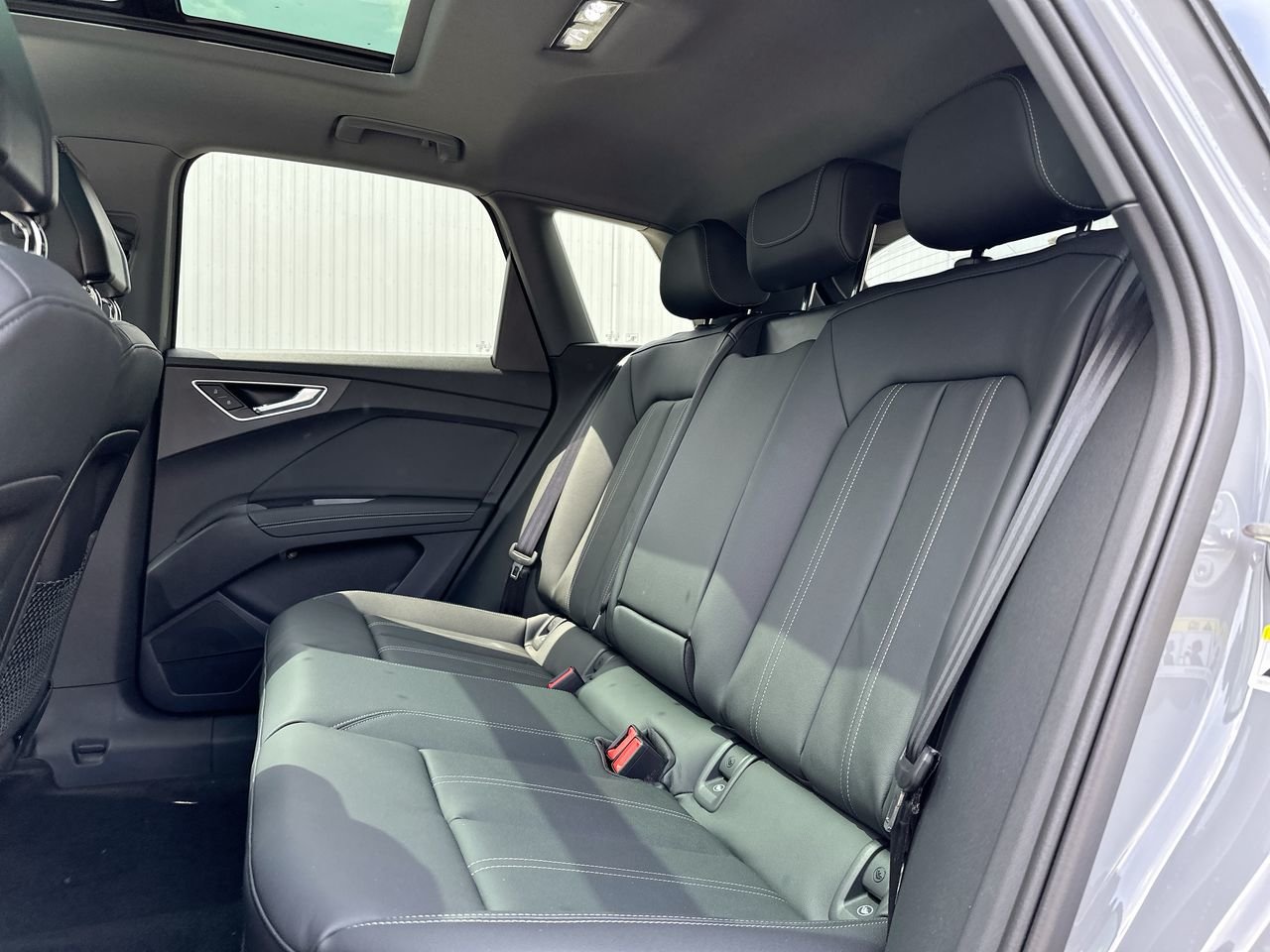 2025 Audi Q4 e-tron 55, Vancouver, Cash
