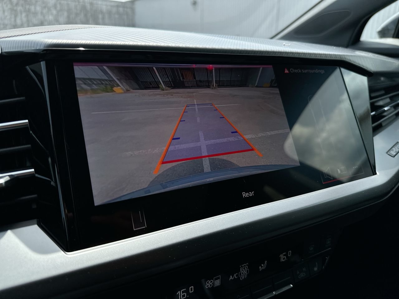 2025 Audi Q4 e-tron 55, Vancouver, Cash
