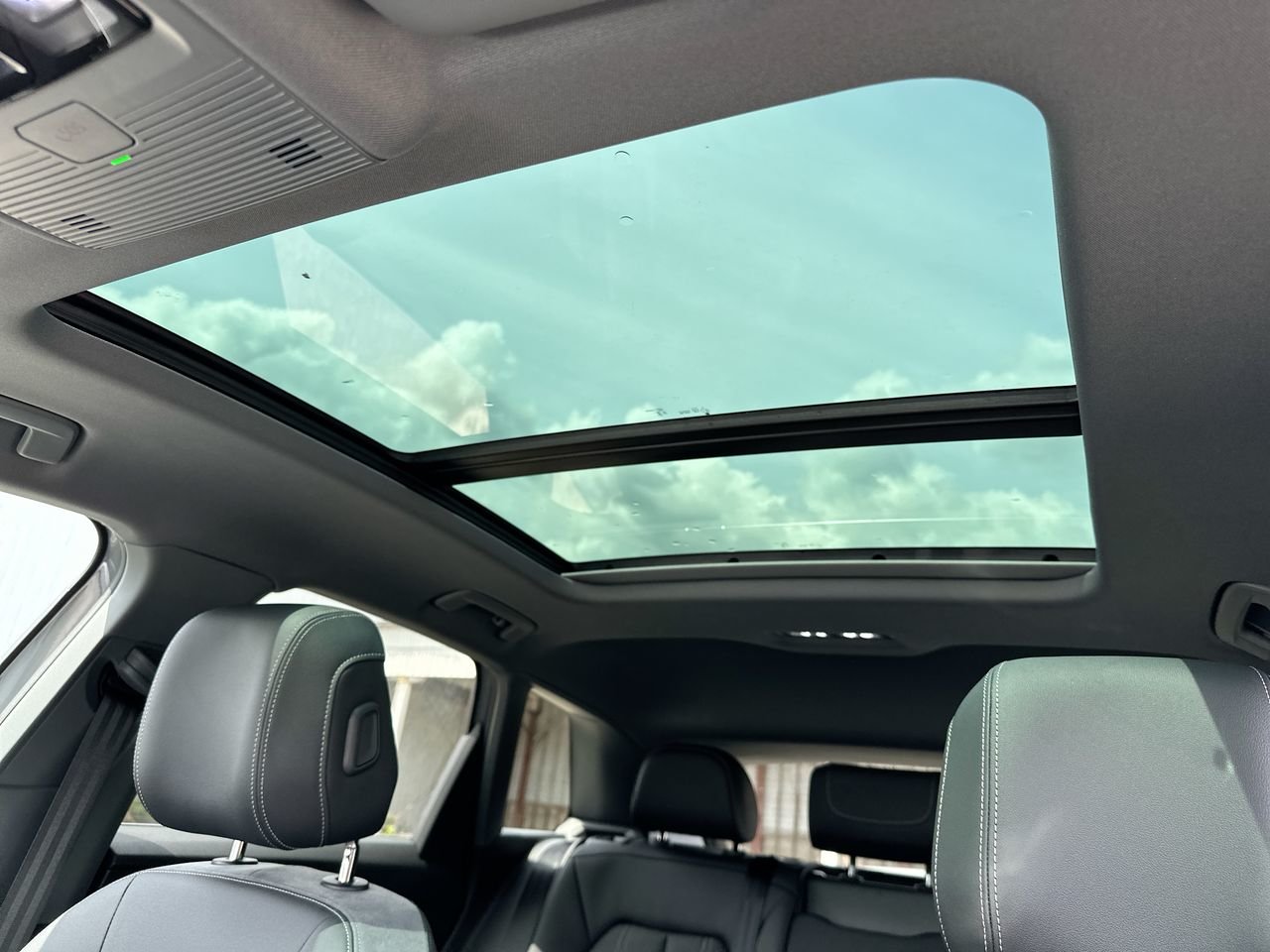 2025 Audi Q4 e-tron 55, Vancouver, Cash