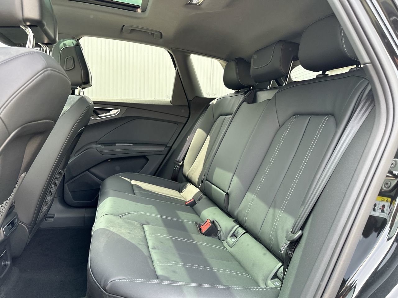 2025 Audi Q4 e-tron 55, Vancouver, Cash