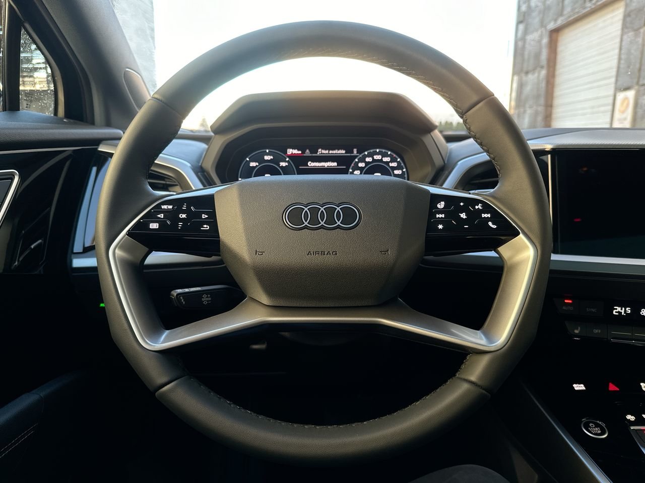 2025 Audi Q4 e-tron 55, Vancouver, Cash