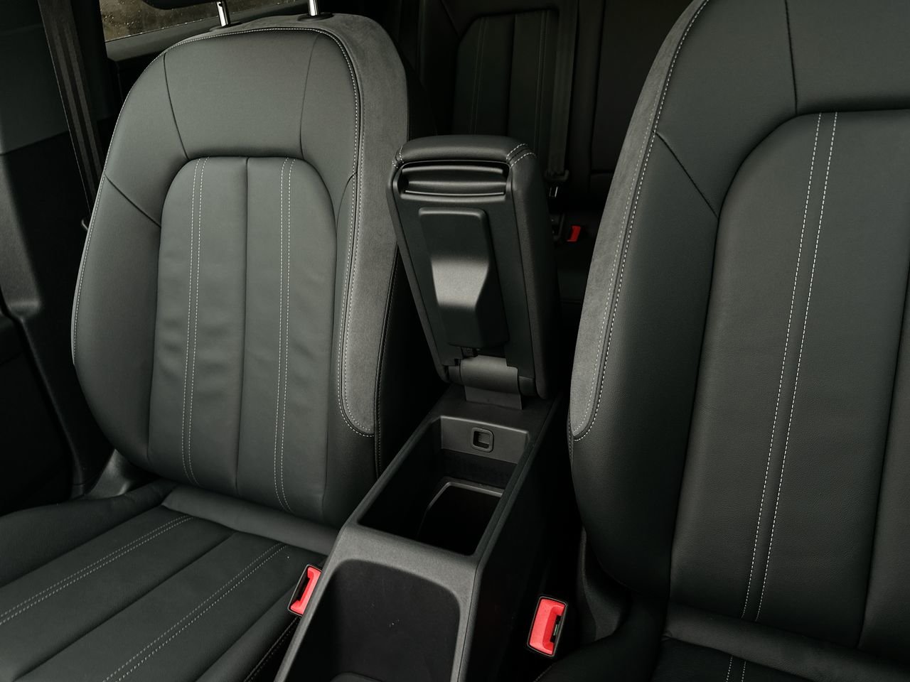 2025 Audi Q4 e-tron 55, Vancouver, Cash