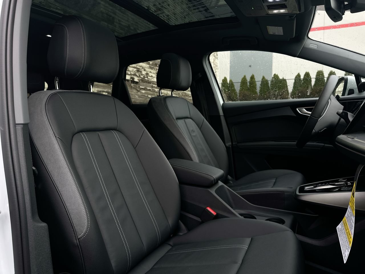 2025 Audi Q4 e-tron 55, Vancouver, Cash