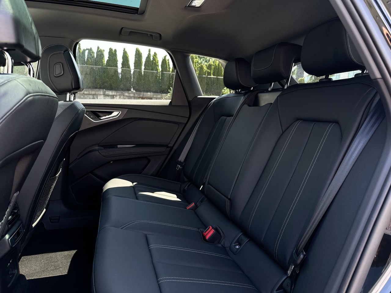 2025 Audi Q4 e-tron 55, Vancouver, Cash