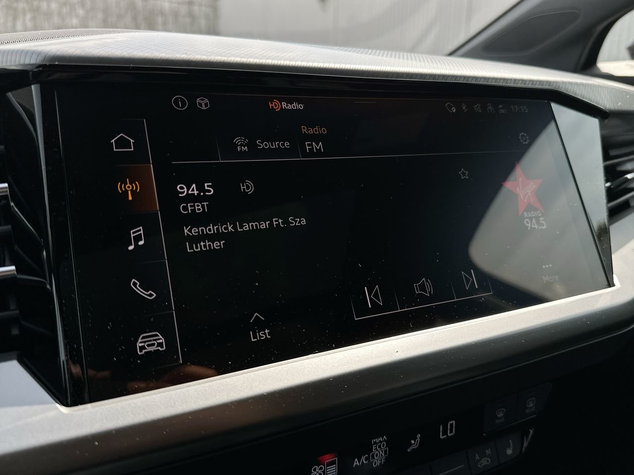 2025 Audi Q4 e-tron 55, Vancouver, Cash