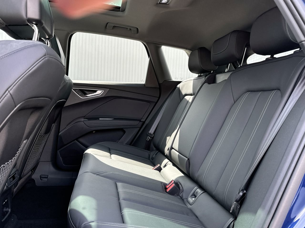 2025 Audi Q4 e-tron 55, Vancouver, Cash