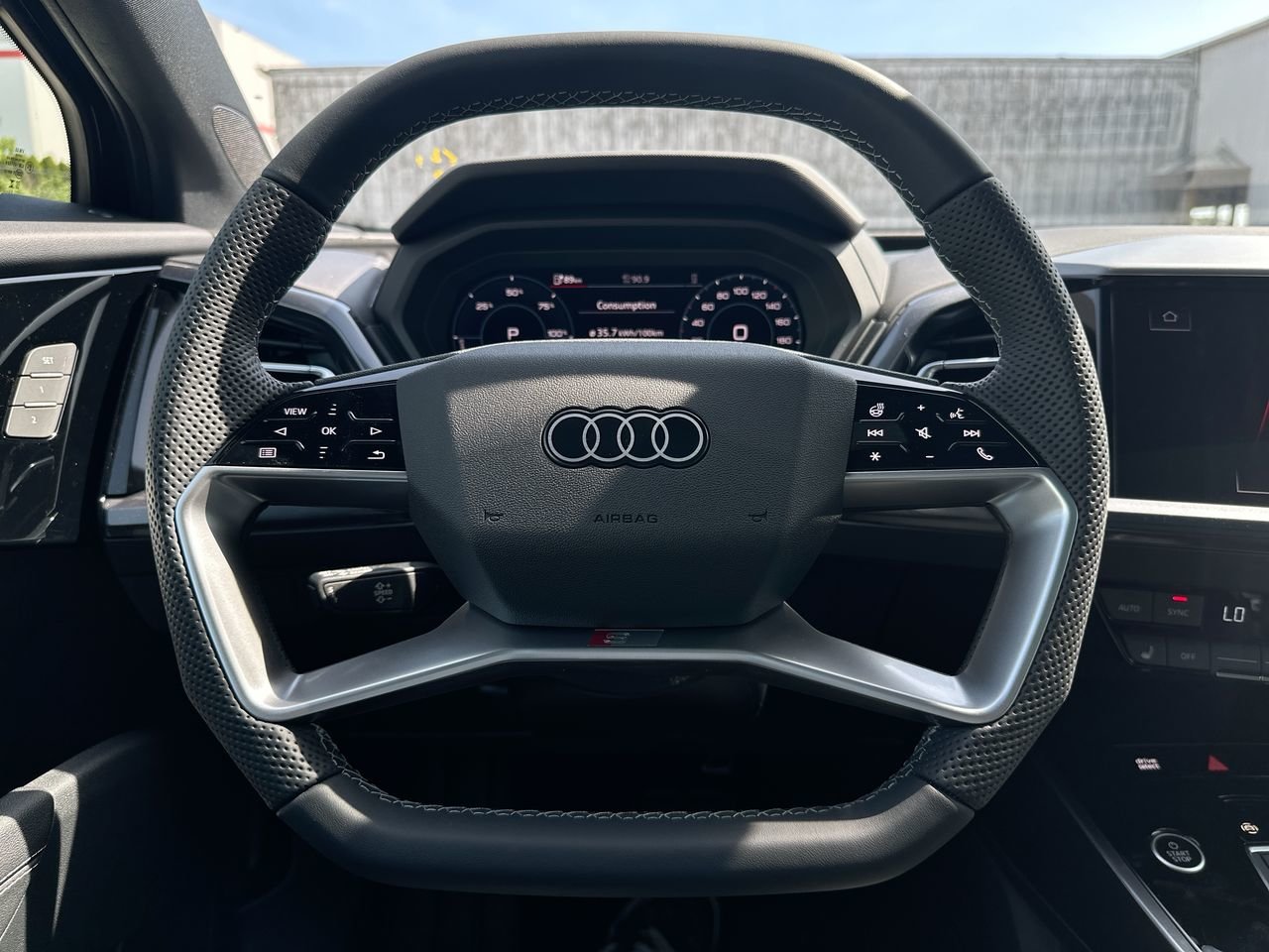 2025 Audi Q4 e-tron 55, Vancouver, Cash