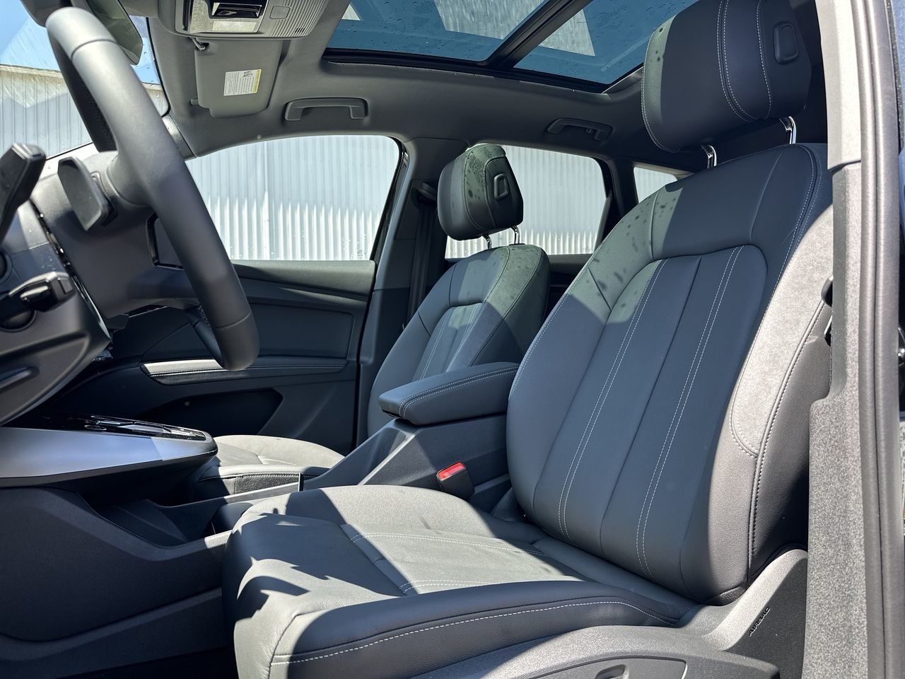 2025 Audi Q4 e-tron 45, Vancouver, Cash