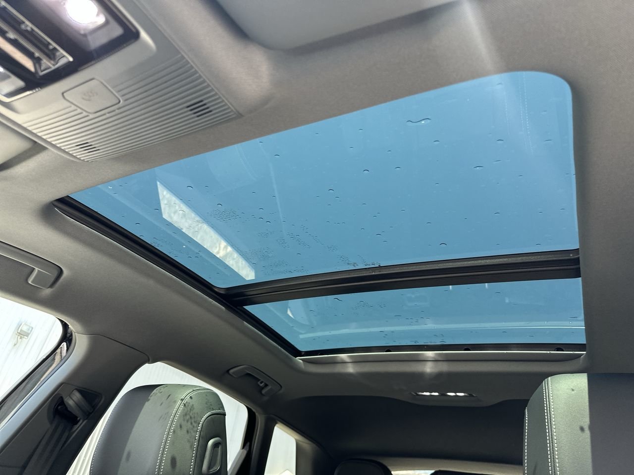2025 Audi Q4 e-tron 45, Vancouver, Cash