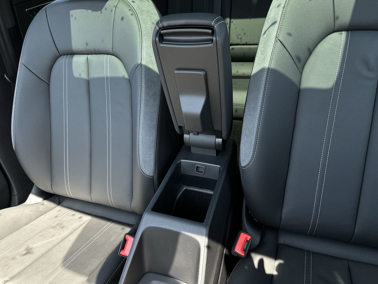 2025 Audi Q4 e-tron 45, Vancouver, Cash