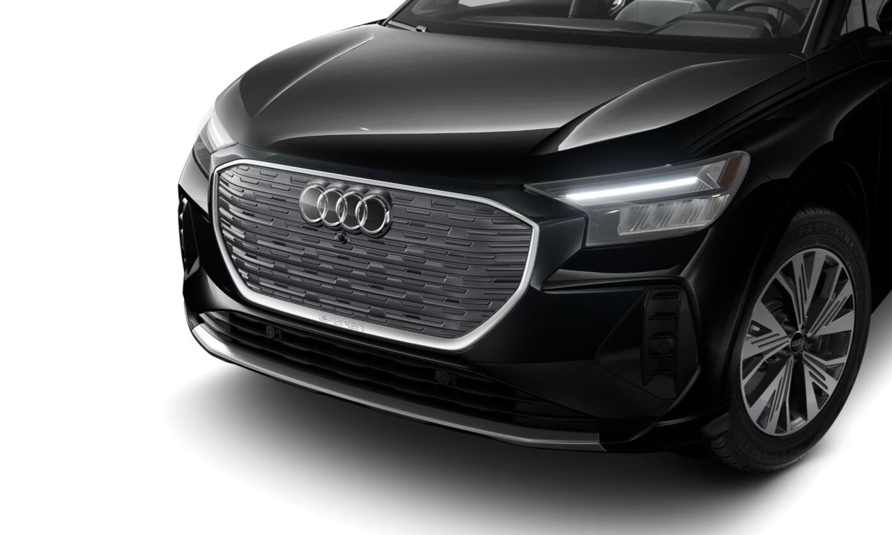 2025 Audi Q4 e-tron 55, Vancouver, Cash