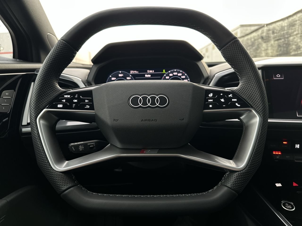 2026 Audi Q4 e-tron 55, Vancouver, Cash