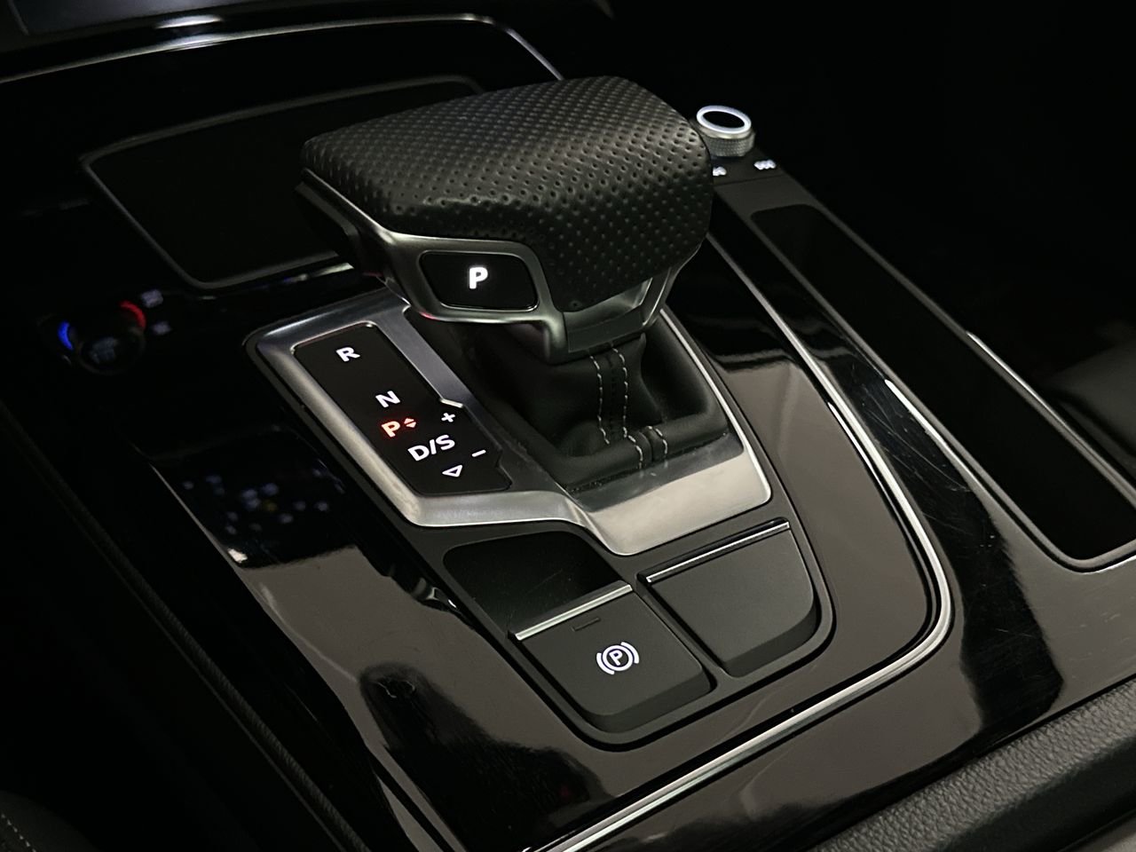 2021 Audi Q5 45 Progressiv, Vancouver, Cash