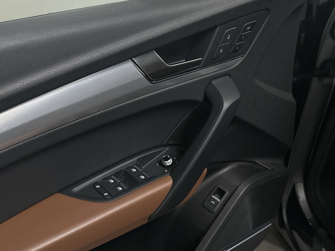 2022 Audi Q5 45 Technik, Vancouver, Cash