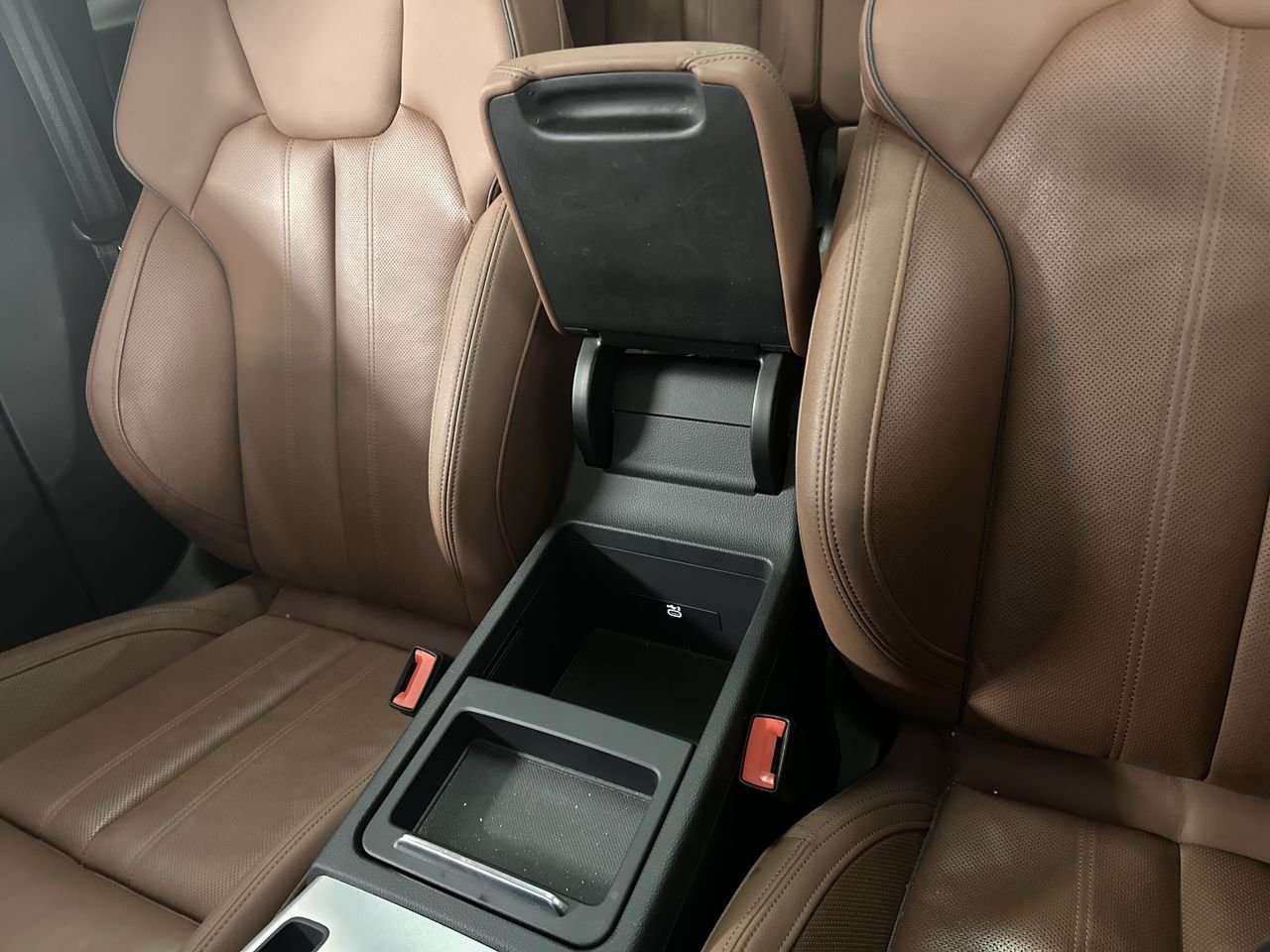 2022 Audi Q5 45 Technik, Vancouver, Cash