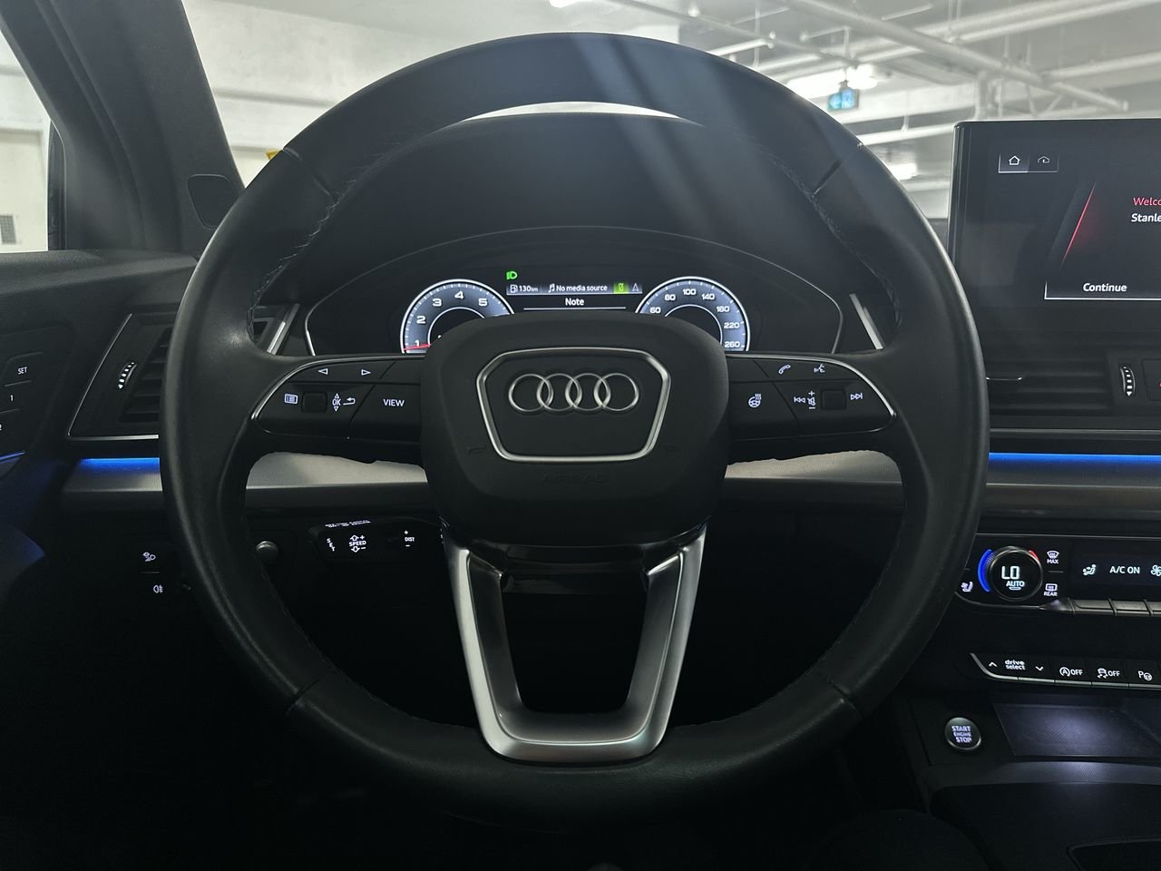 2022 Audi Q5 45 Technik, Vancouver, Cash