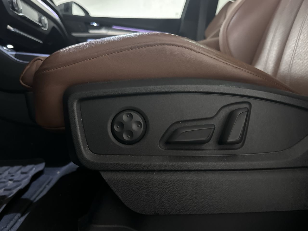 2022 Audi Q5 45 Technik, Vancouver, Cash