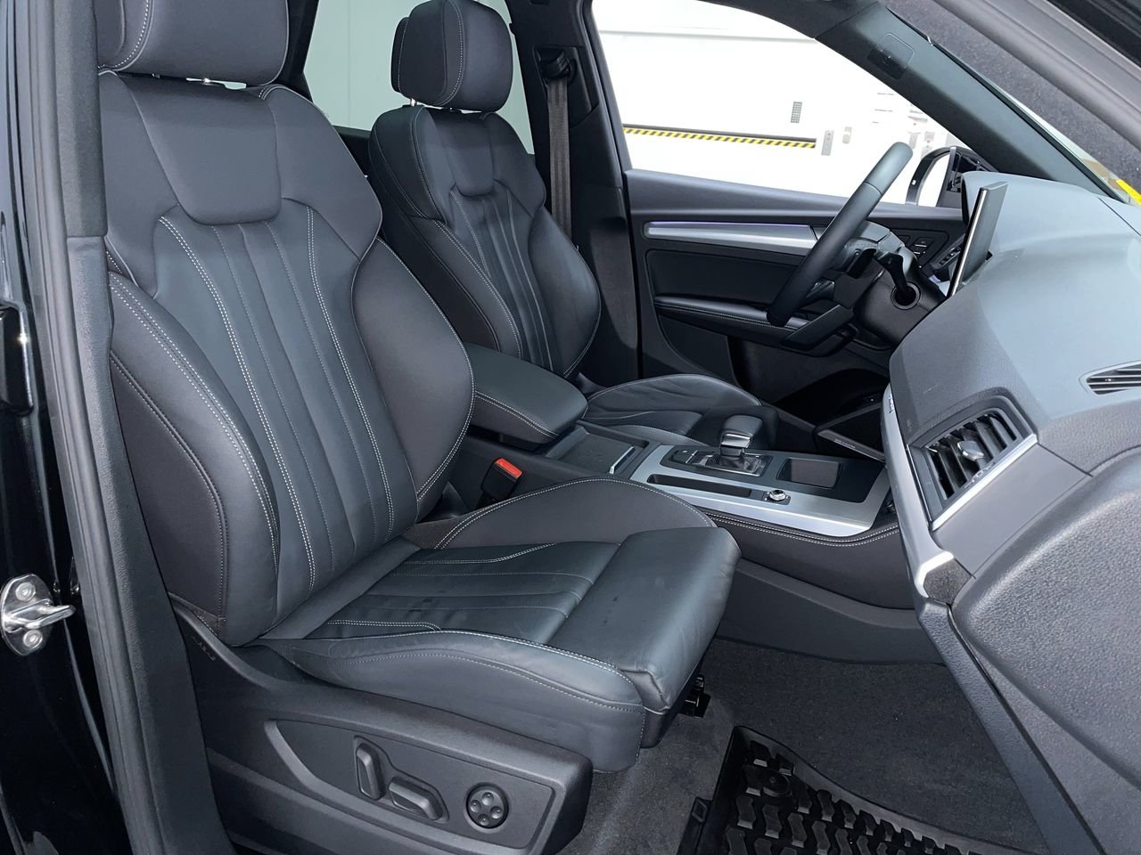 2023 Audi Q5 e 55 Technik, Vancouver, Cash