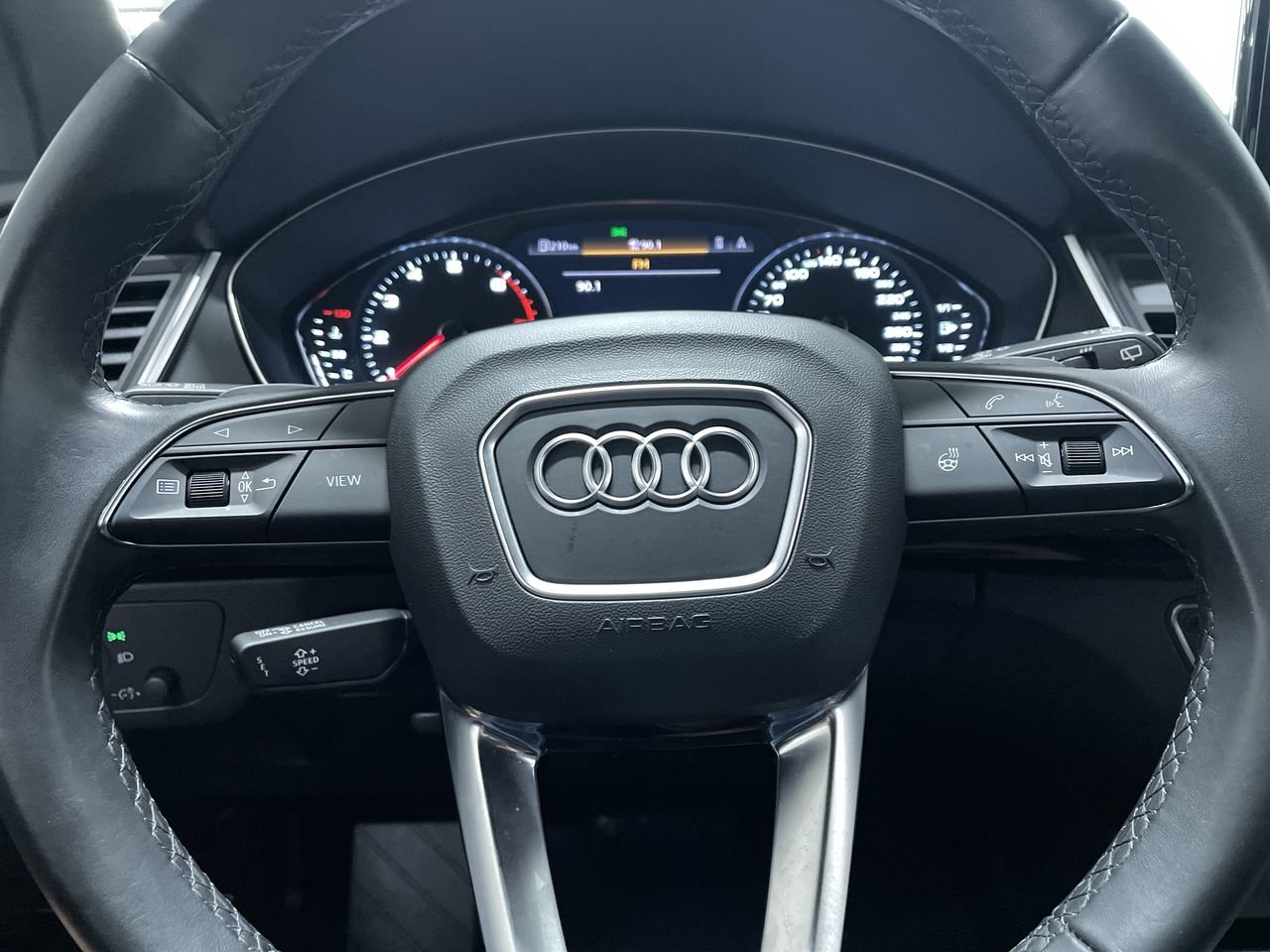 2023 Audi Q5 45 Komfort, Vancouver, Cash