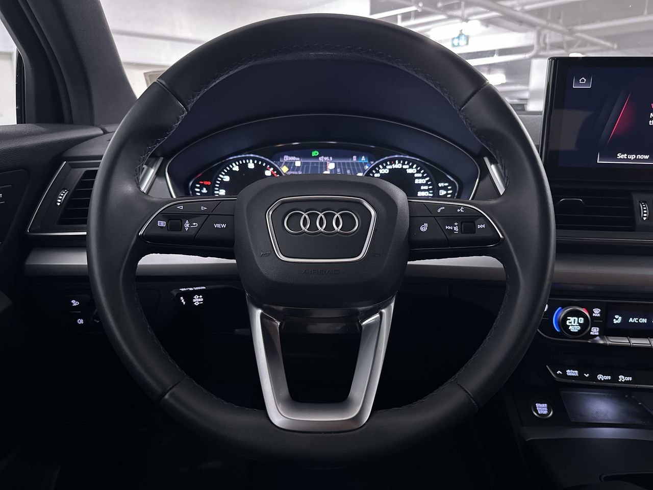2023 Audi Q5 40 Komfort, Vancouver, Cash
