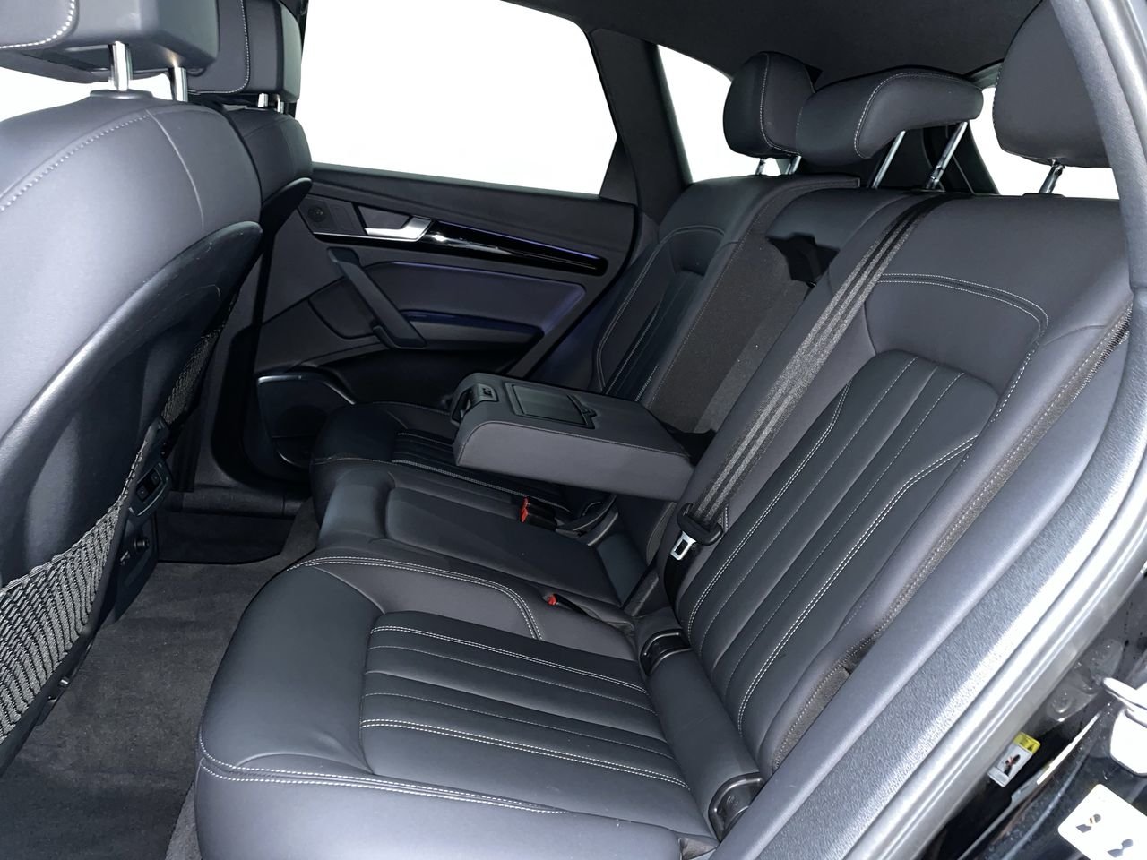 2023 Audi Q5 45 Komfort, Vancouver, Cash