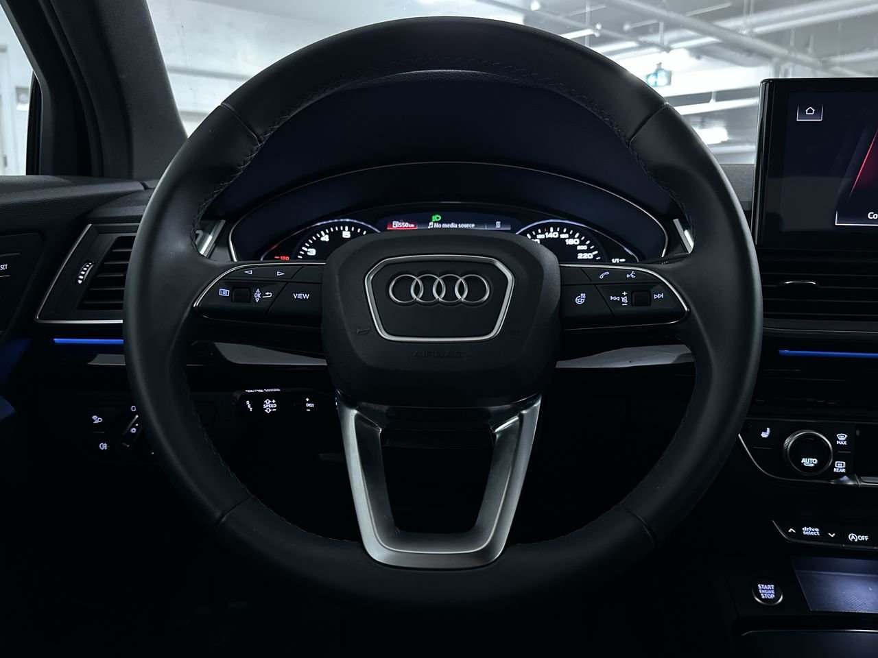 2024 Audi Q5 45 Komfort, Vancouver, Cash