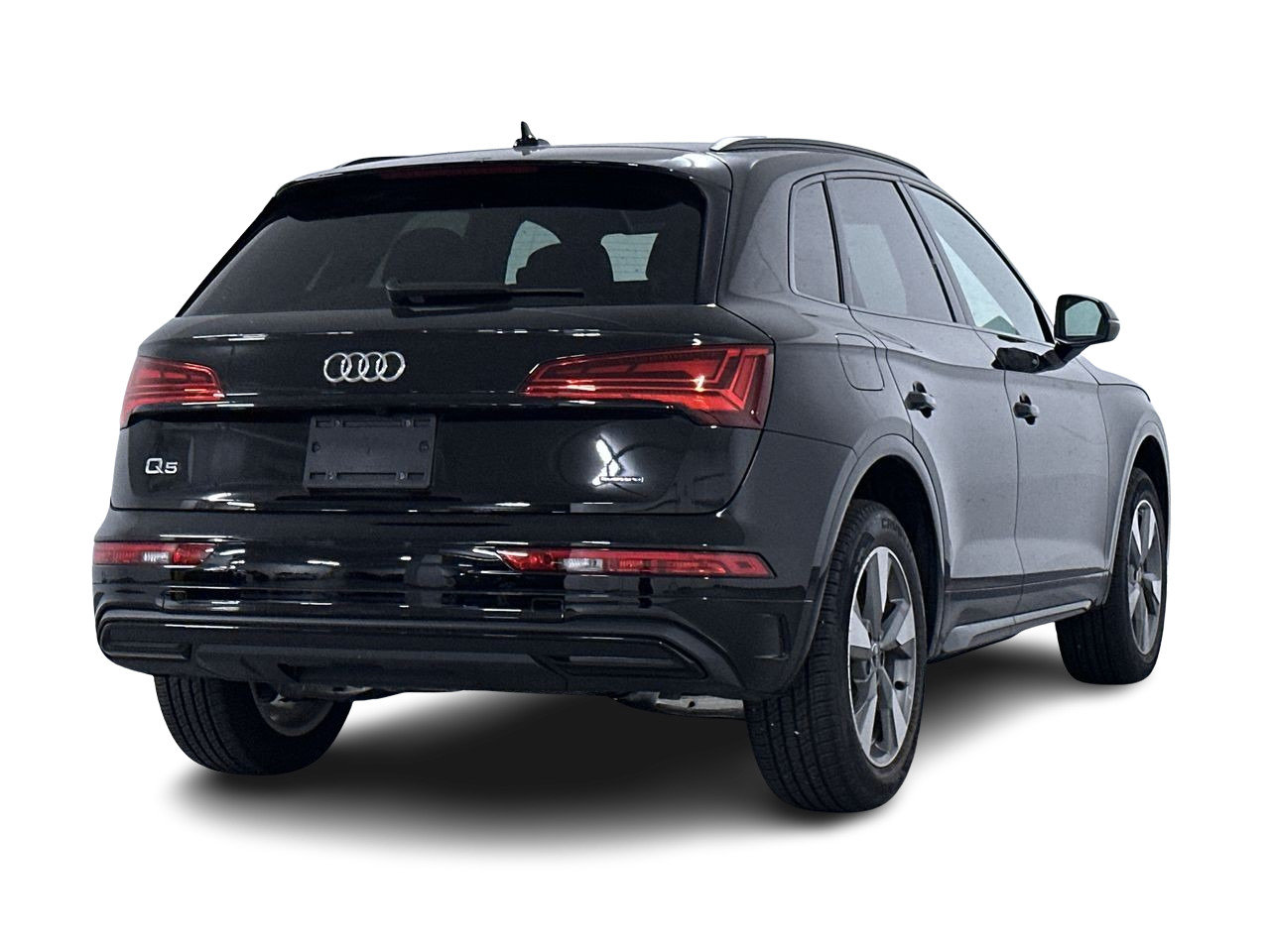 2024 Audi Q5 45 Komfort, Vancouver, Cash