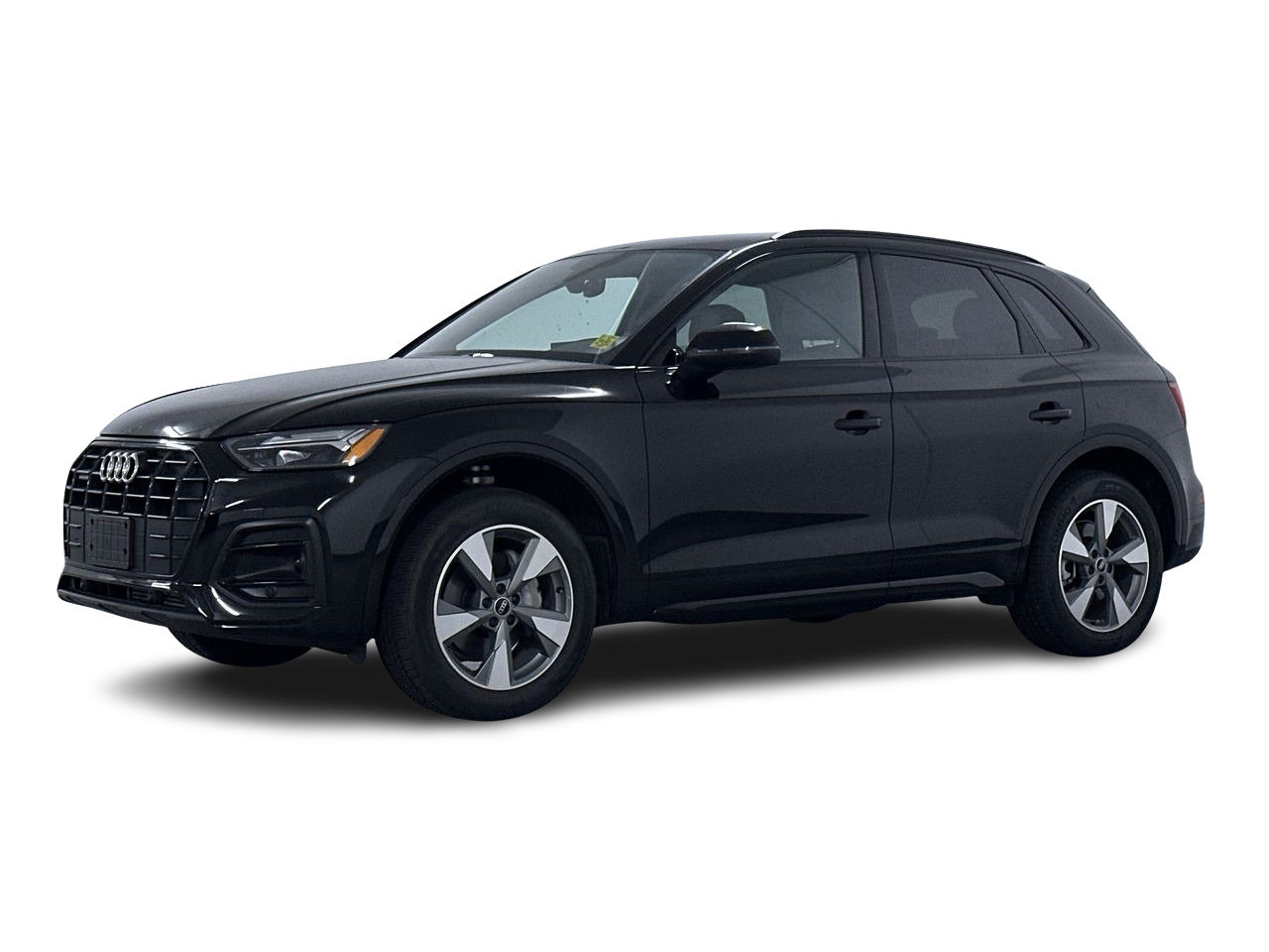 2024 Audi Q5 45 Komfort, Vancouver, Cash