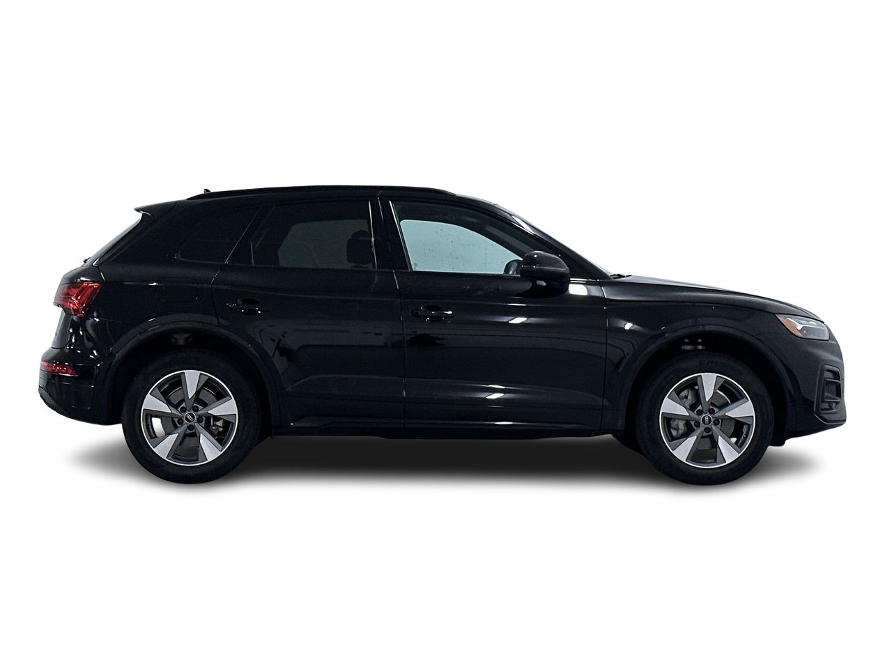 2024 Audi Q5 45 Komfort, Vancouver, Cash