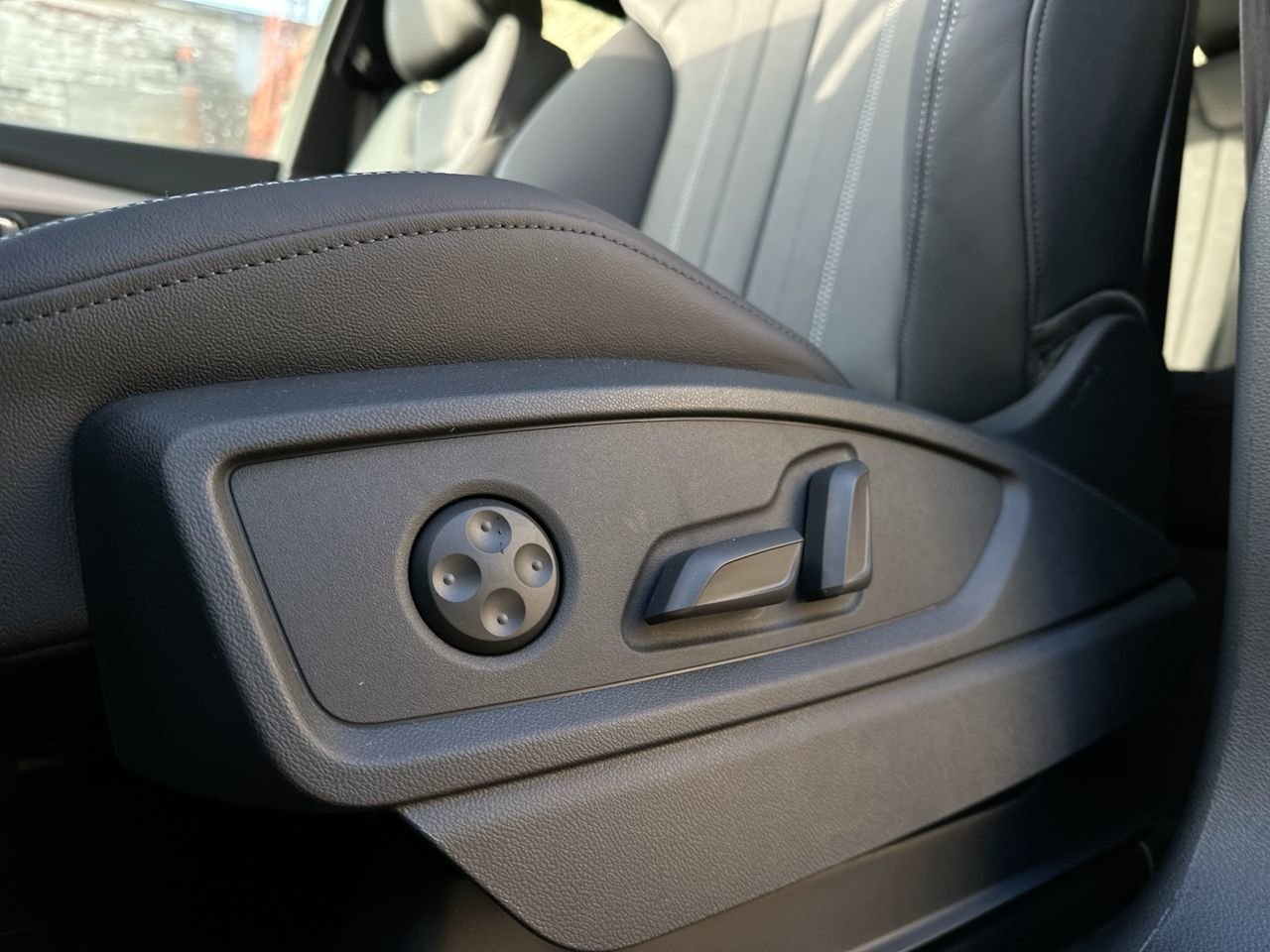 2025 Audi Q5 45 Technik, Vancouver, Cash