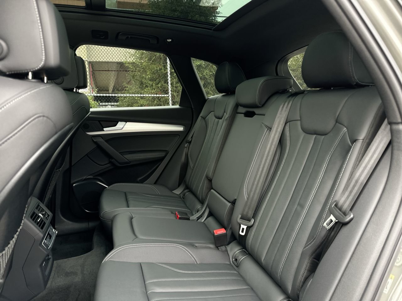 2025 Audi Q5 45 Progressiv, Vancouver, Cash