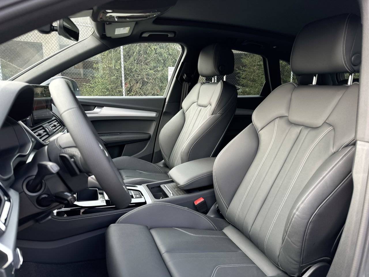 2025 Audi Q5 45 Progressiv, Vancouver, Cash