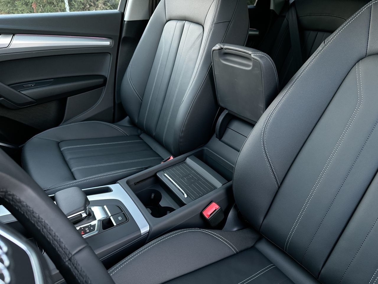 2025 Audi Q5 45 Progressiv, Vancouver, Cash