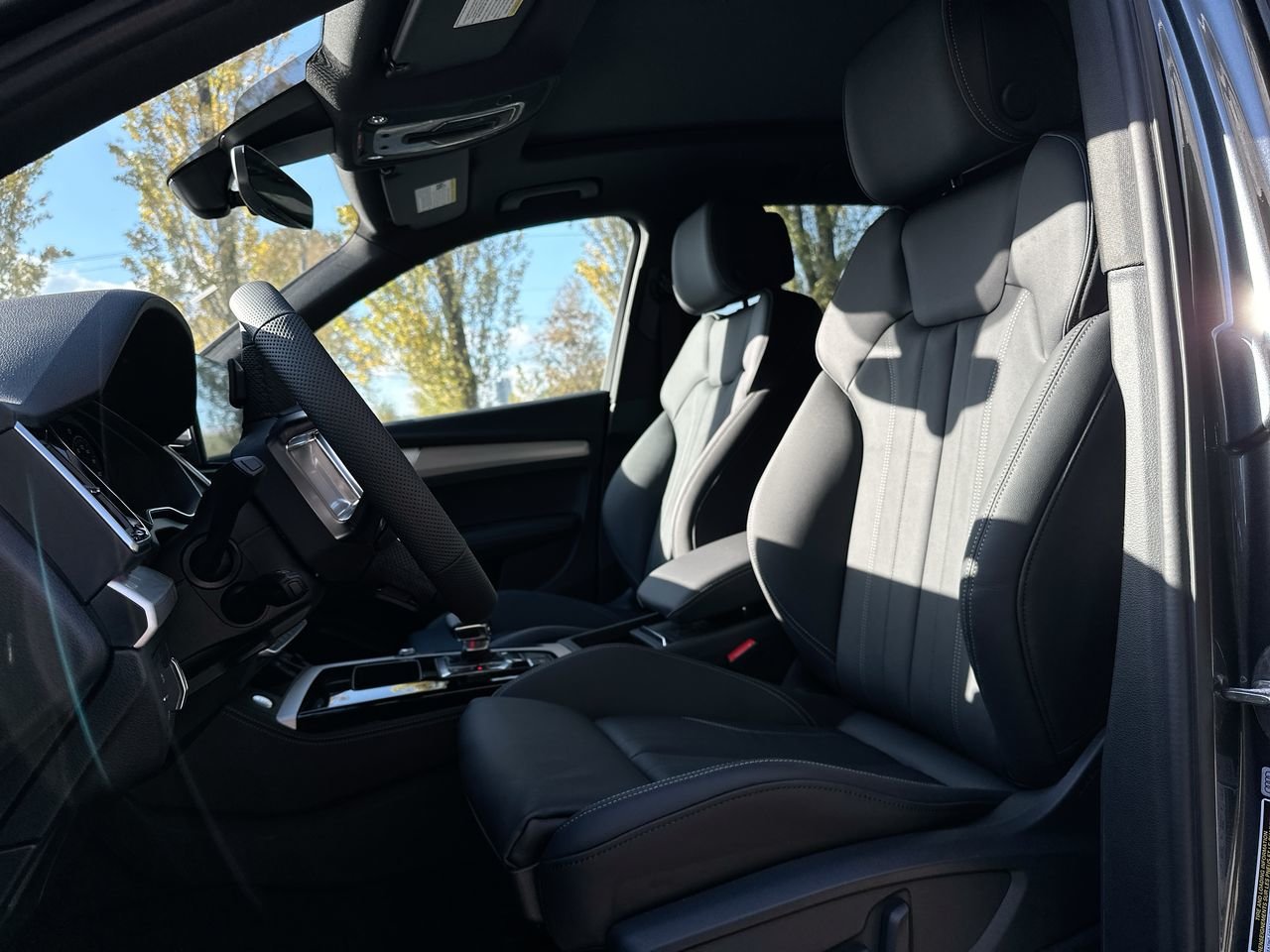 2025 Audi Q5 45 Progressiv, Vancouver, Cash
