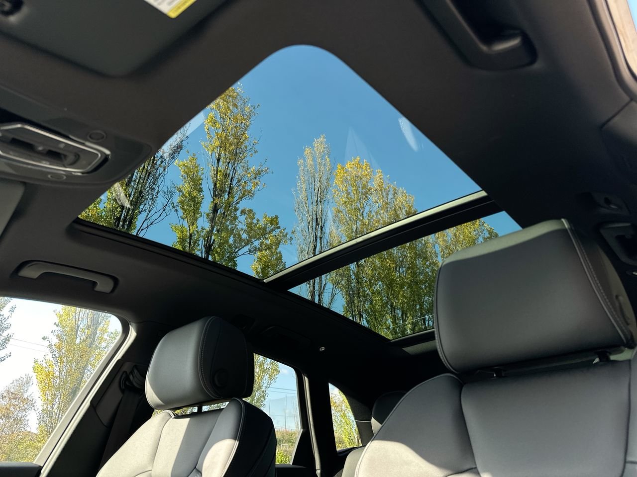 2025 Audi Q5 45 Progressiv, Vancouver, Cash