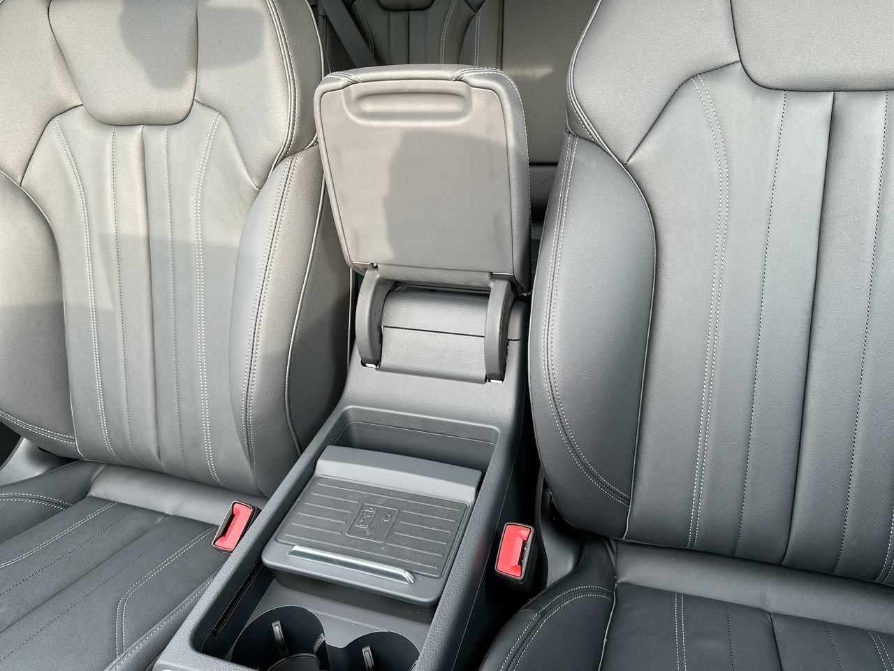 2025 Audi Q5 45 Progressiv, Vancouver, Cash