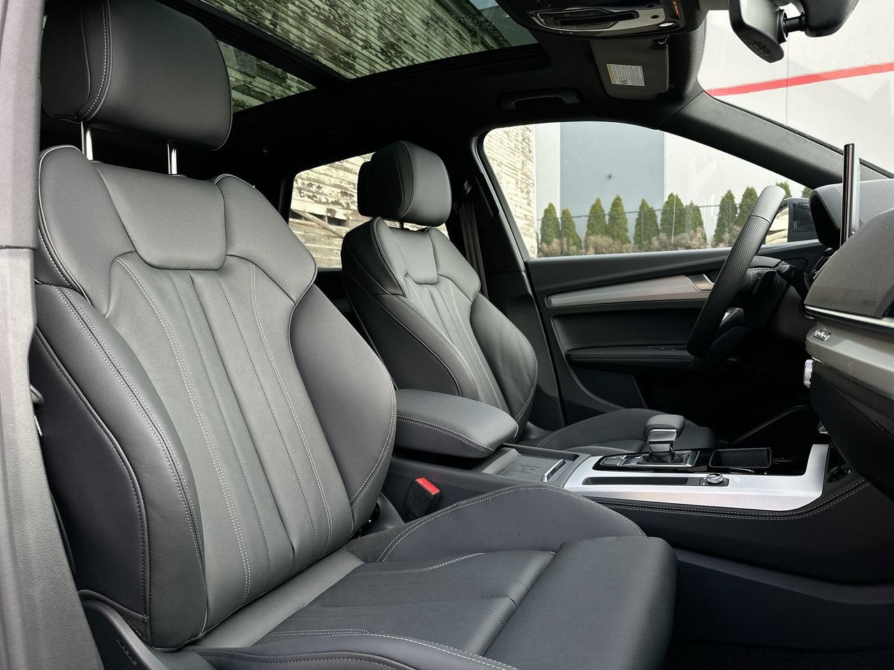 2025 Audi Q5 45 Progressiv, Vancouver, Cash