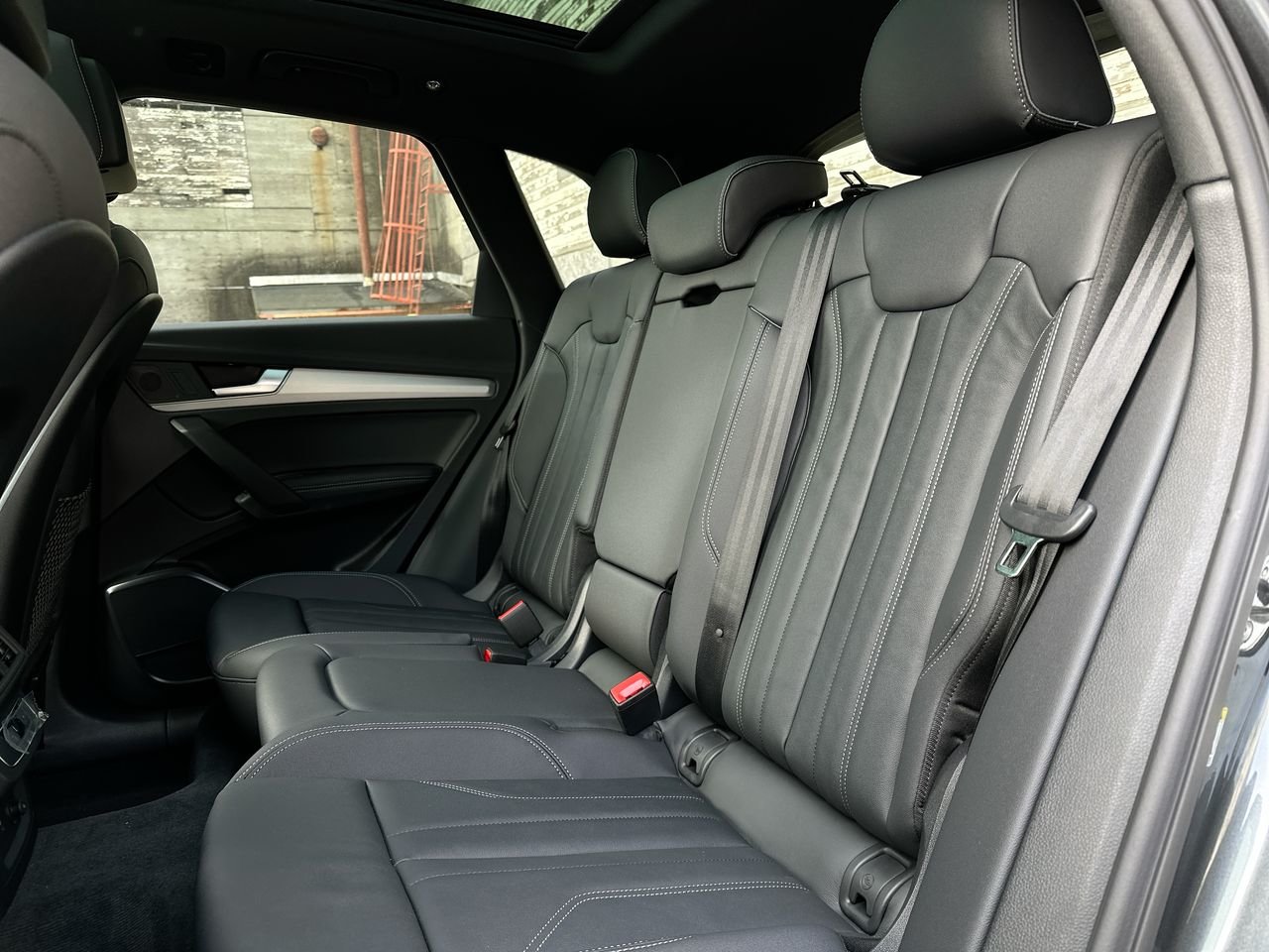 2025 Audi Q5 45 Progressiv, Vancouver, Cash