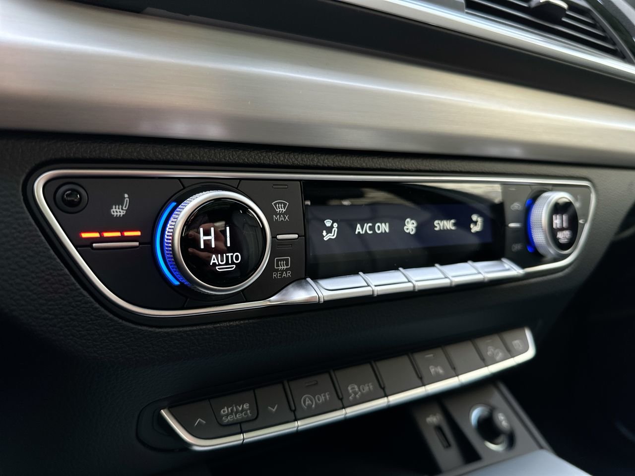 2025 Audi Q5 45 Progressiv, Vancouver, Cash