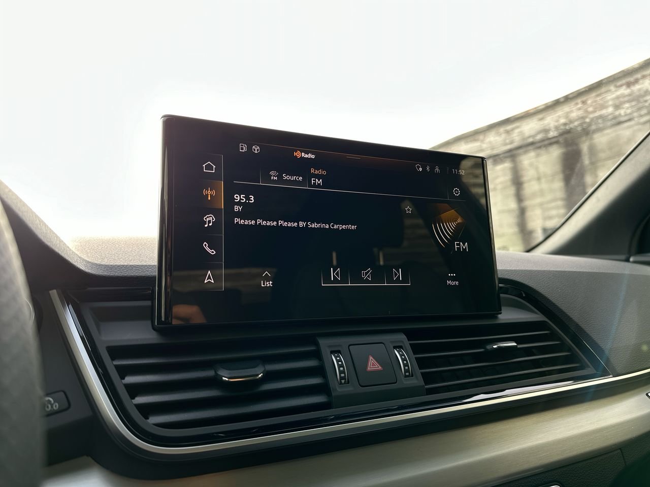 2025 Audi Q5 45 Progressiv, Vancouver, Cash