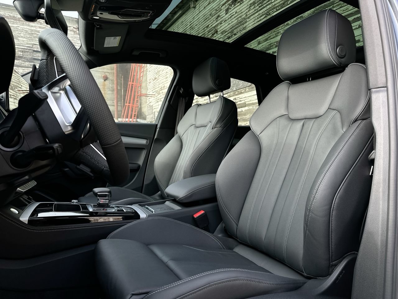 2025 Audi Q5 45 Progressiv, Vancouver, Cash
