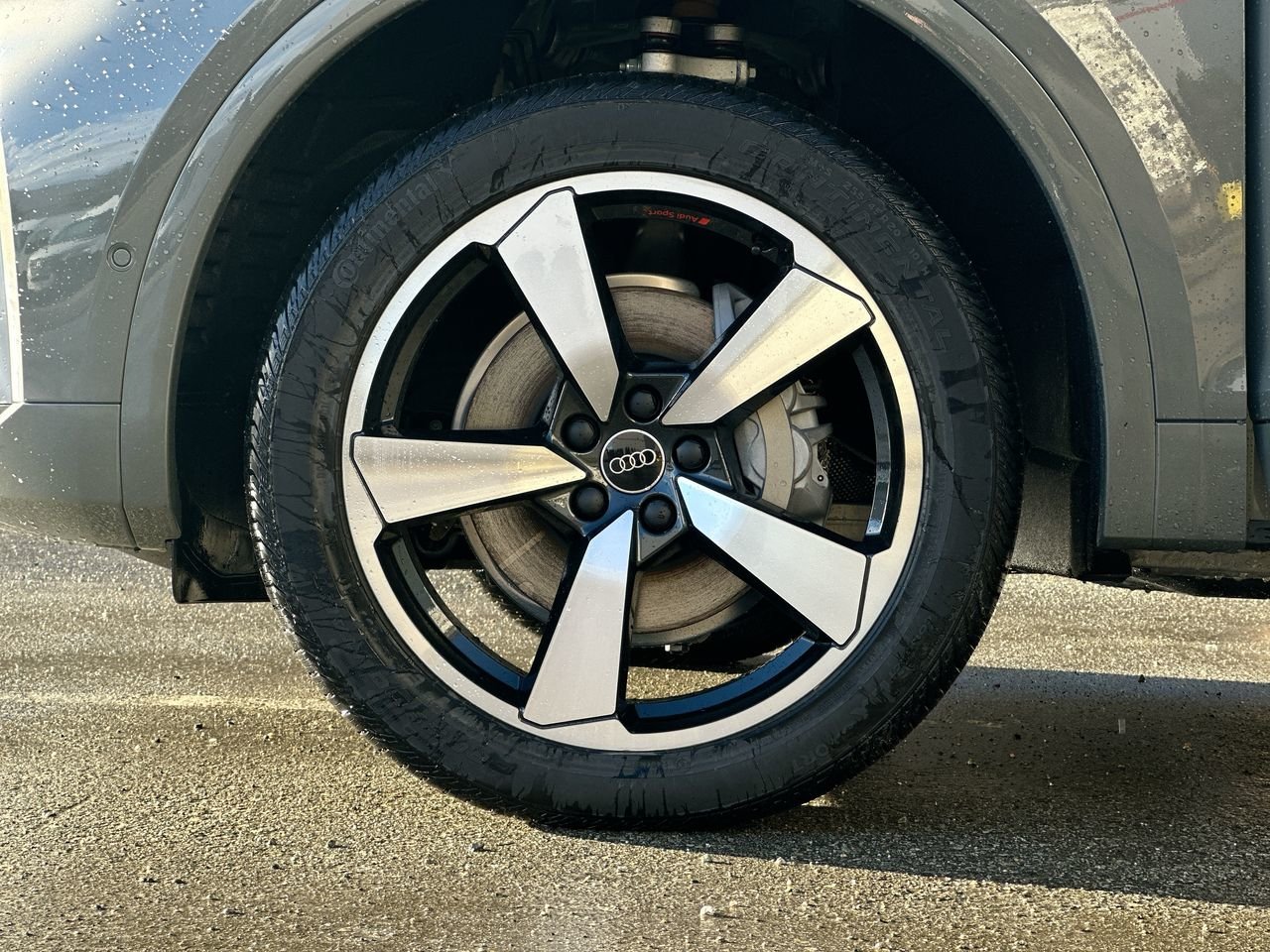 2025 Audi Q5 45 Technik, Vancouver, Cash
