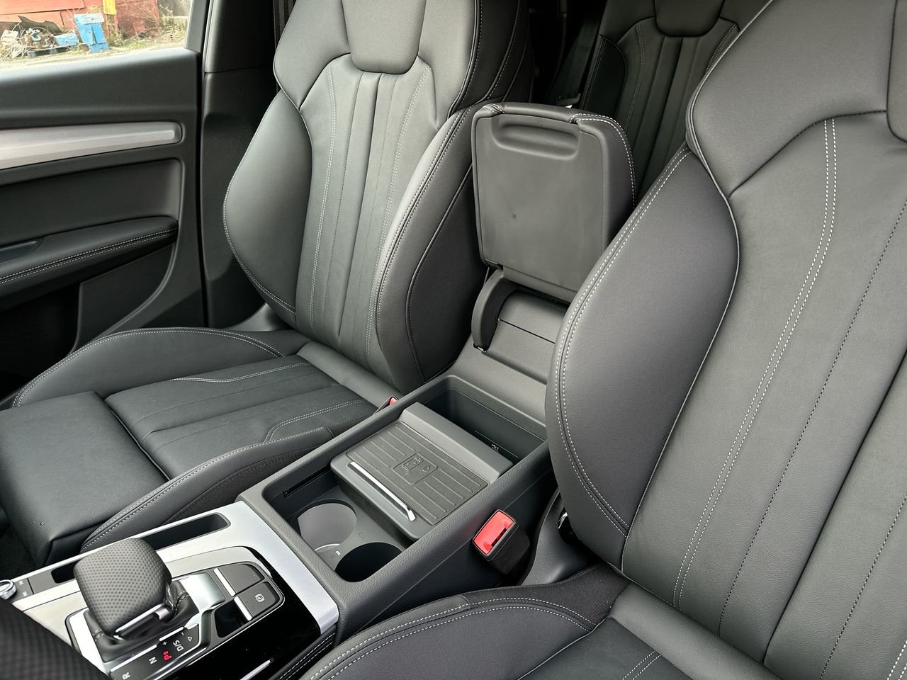 2025 Audi Q5 45 Technik, Vancouver, Cash