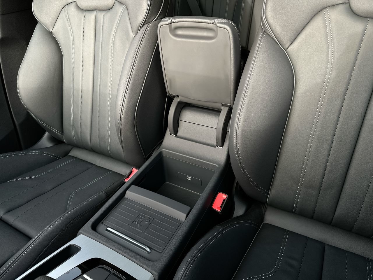 2025 Audi Q5 45 Technik, Vancouver, Cash