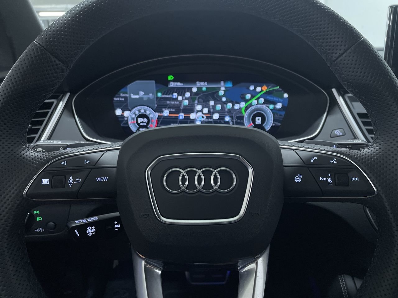 2025 Audi Q5 45 Progressiv, Vancouver, Cash
