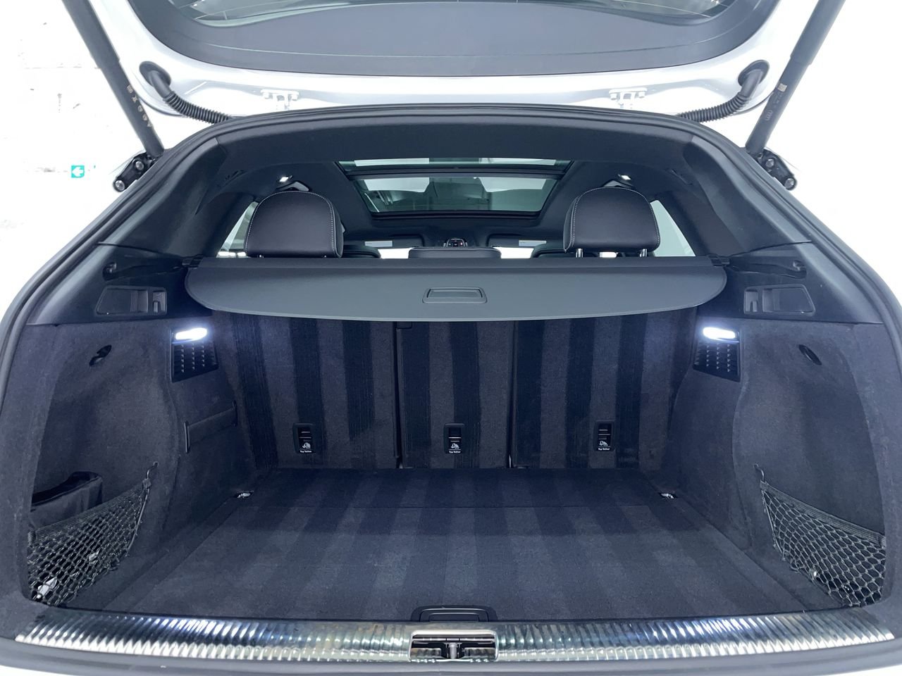 2025 Audi Q5 45 Progressiv, Vancouver, Cash