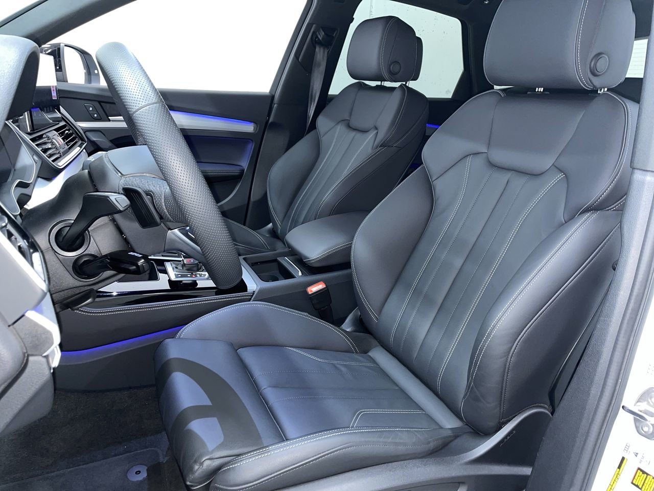 2025 Audi Q5 45 Progressiv, Vancouver, Cash