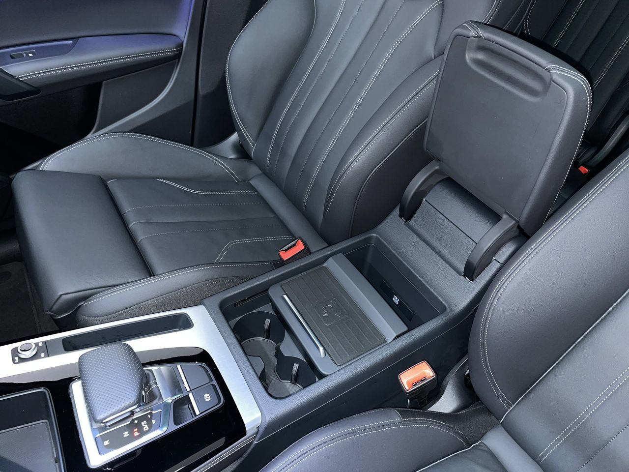 2025 Audi Q5 45 Progressiv, Vancouver, Cash